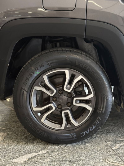 Jeep Renegade 1.6 Mjt DDCT 120 CV Longitude (13)