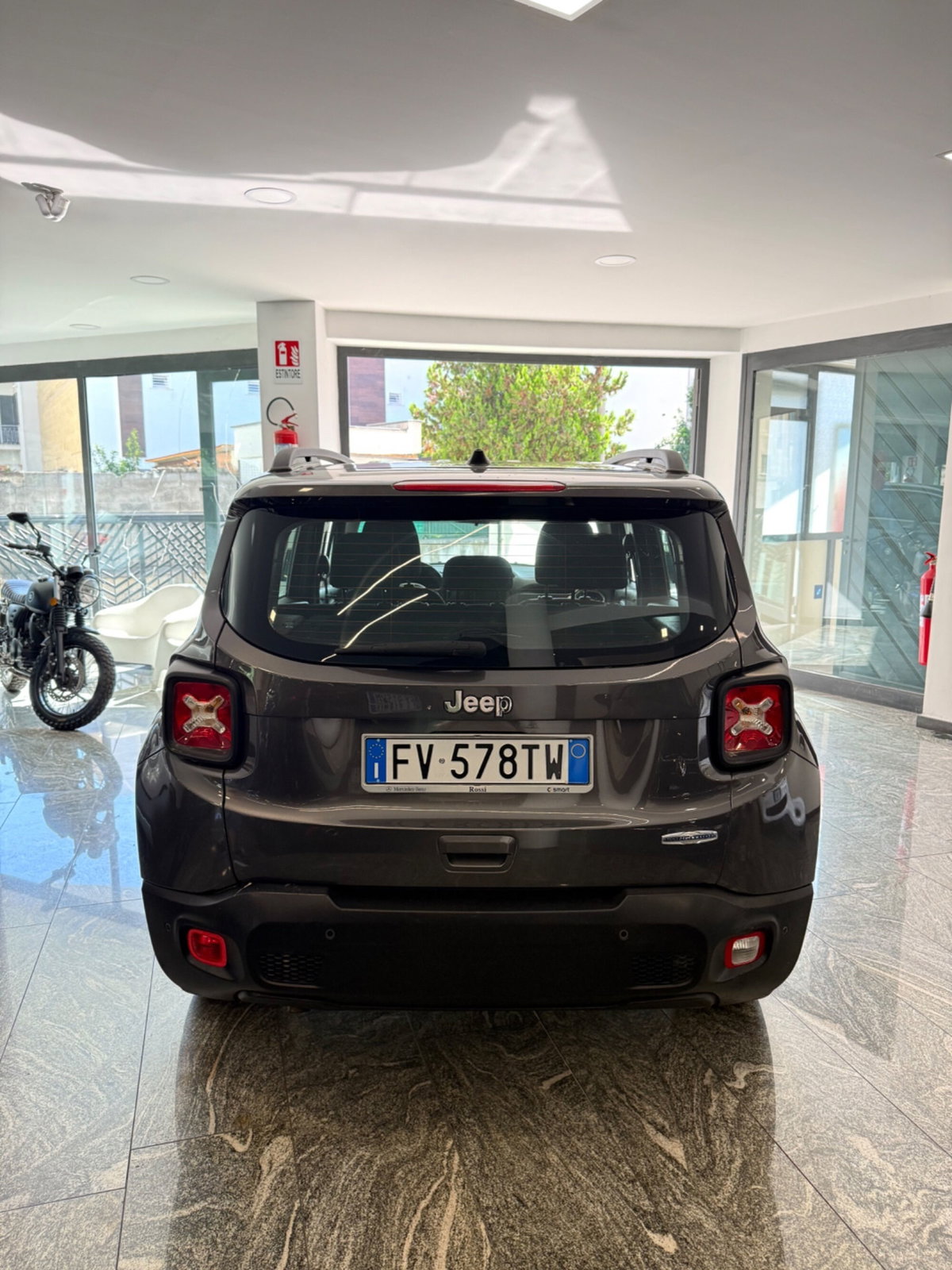 Jeep Renegade 1.6 Mjt DDCT 120 CV Longitude (5)