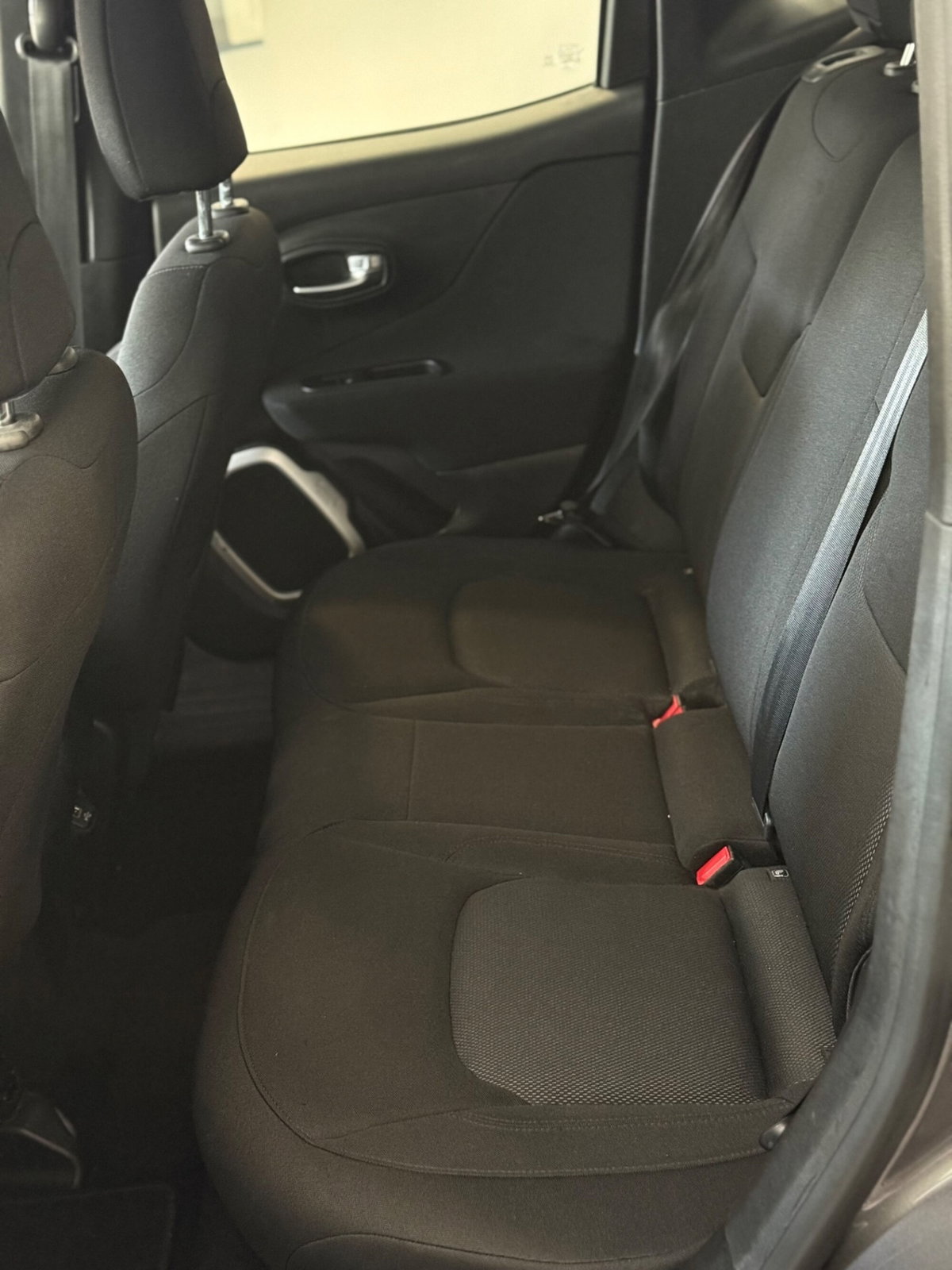 Jeep Renegade 1.6 Mjt DDCT 120 CV Longitude (9)