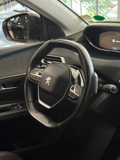 Peugeot 3008 BlueHDi 130 S&S EAT8 Allure Pack (11)