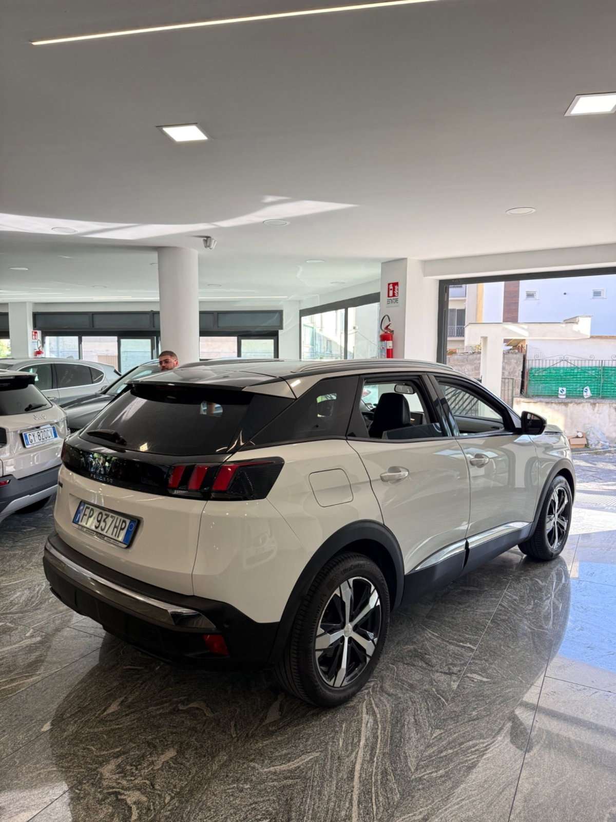 Peugeot 3008 BlueHDi 130 S&S EAT8 Allure Pack (4)
