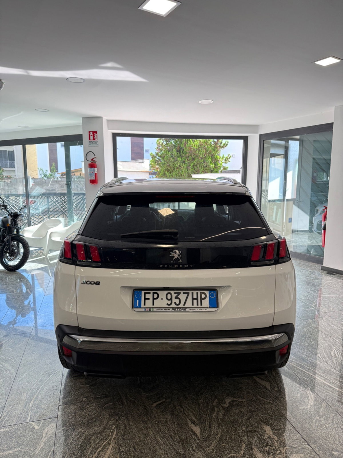 Peugeot 3008 BlueHDi 130 S&S EAT8 Allure Pack (5)