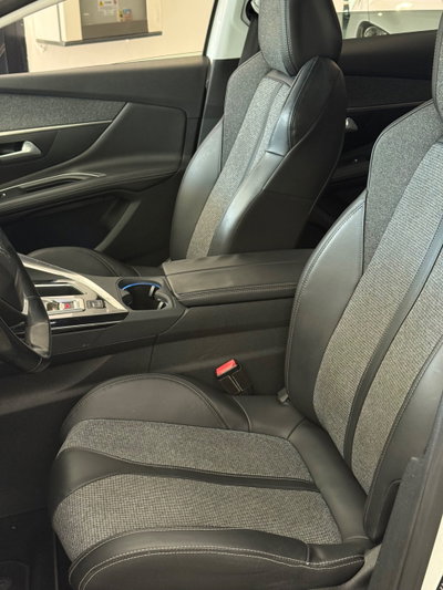Peugeot 3008 BlueHDi 130 S&S EAT8 Allure Pack (8)