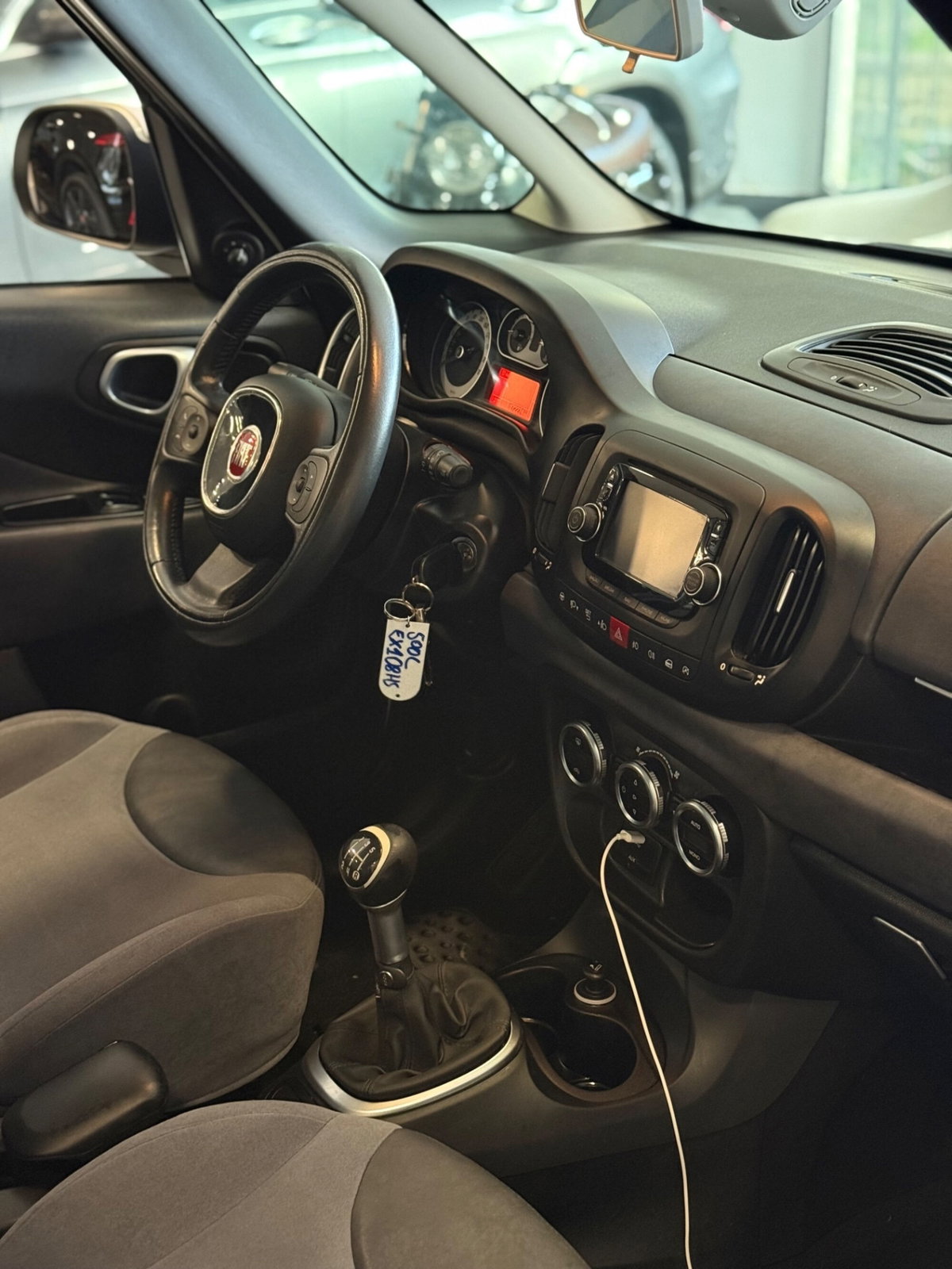 Fiat 500L 1.3 Multijet 85 CV Dualogic Lounge (11)