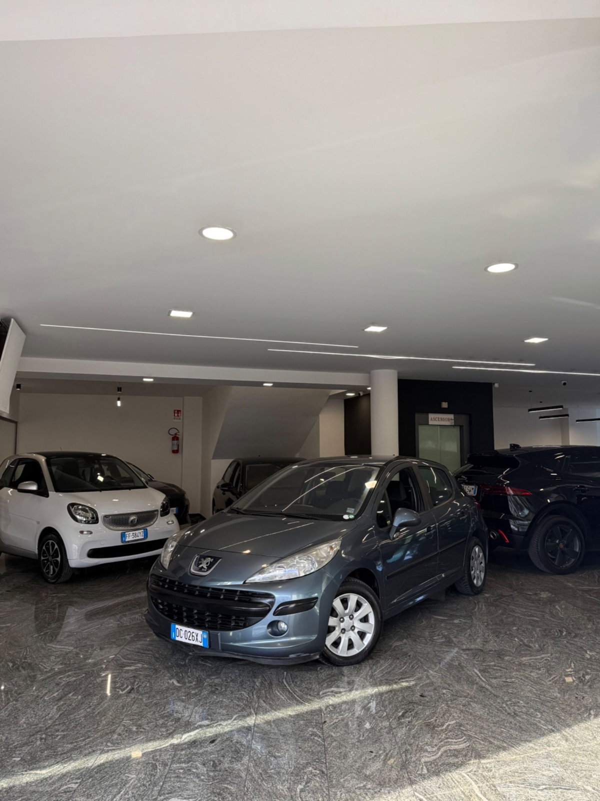 Peugeot 207 88CV 5p. XS