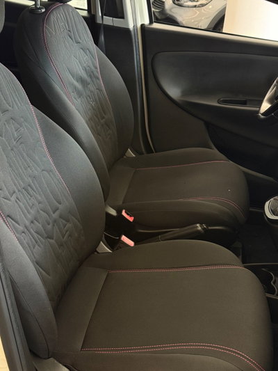 Lancia Ypsilon 1.2 69 CV 5 porte Silver (13)