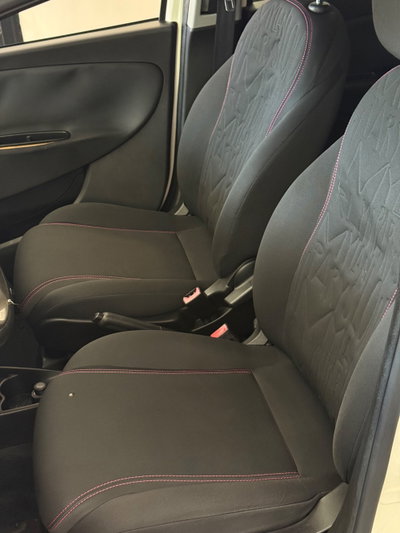 Lancia Ypsilon 1.2 69 CV 5 porte Silver (8)