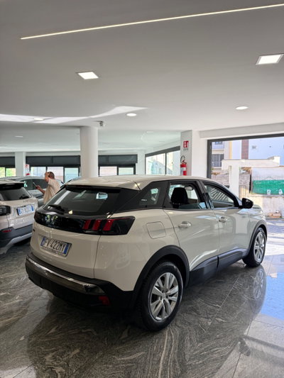 Peugeot 3008 BlueHDi 130 S&S Allure (2)
