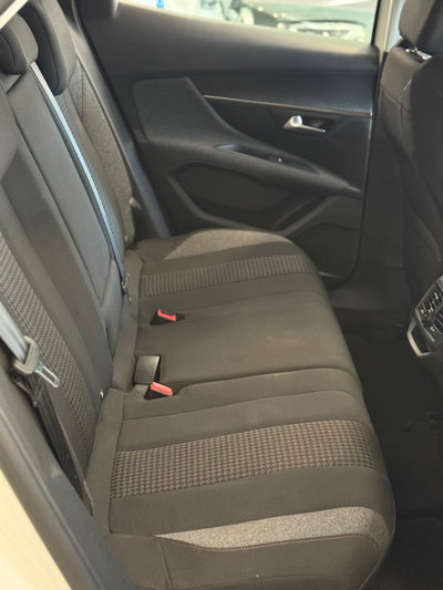 Peugeot 3008 BlueHDi 130 S&S Allure (6)
