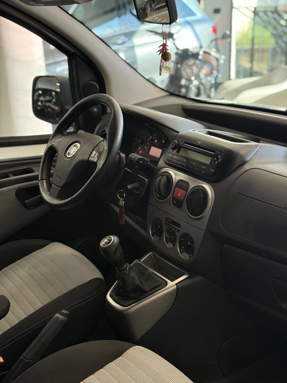Fiat Qubo 1.3 MJT 75 CV Dynamic (9)