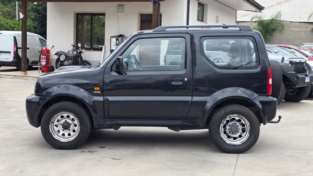 Suzuki Jimny 1.5 DDiS cat 4WD JLX Più (4)