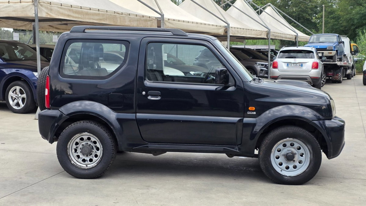 Suzuki Jimny 1.5 DDiS cat 4WD JLX Più (7)