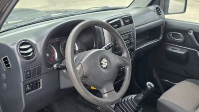 Suzuki Jimny 1.5 DDiS cat 4WD JLX Più (8)