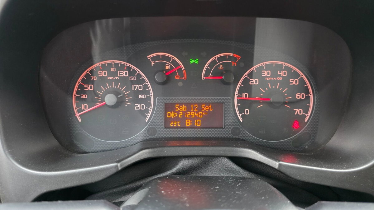 Fiat Qubo 1.3 MJT 75 CV Trekking (18)