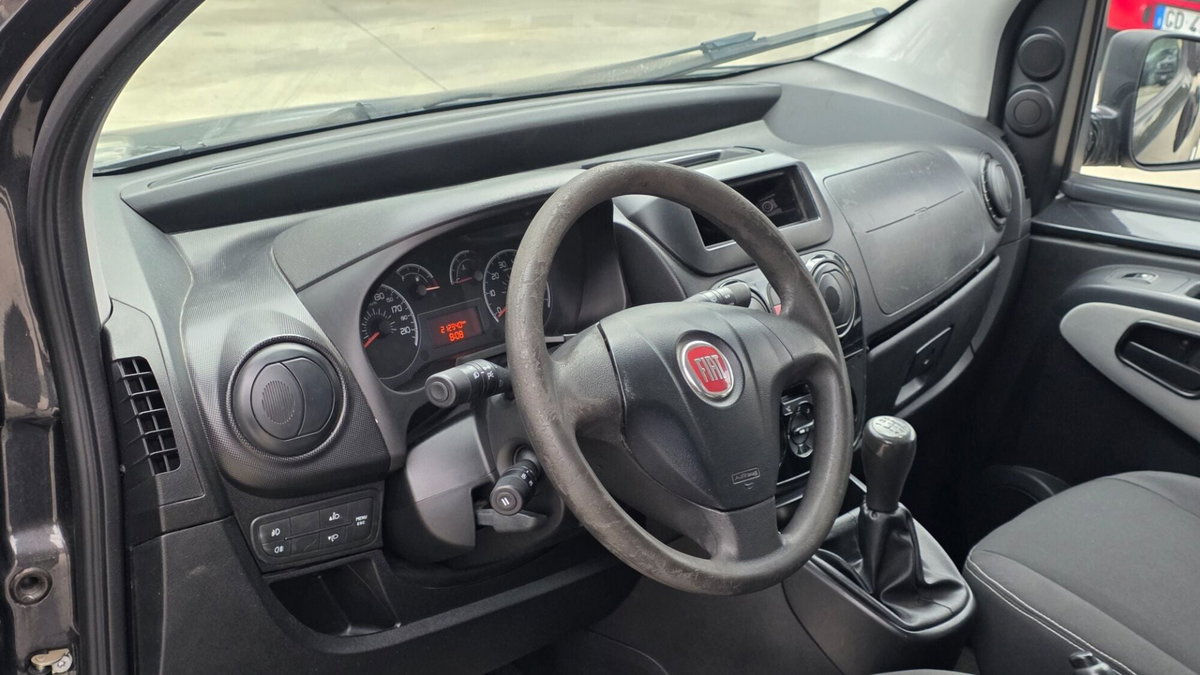 Fiat Qubo 1.3 MJT 75 CV Trekking (8)