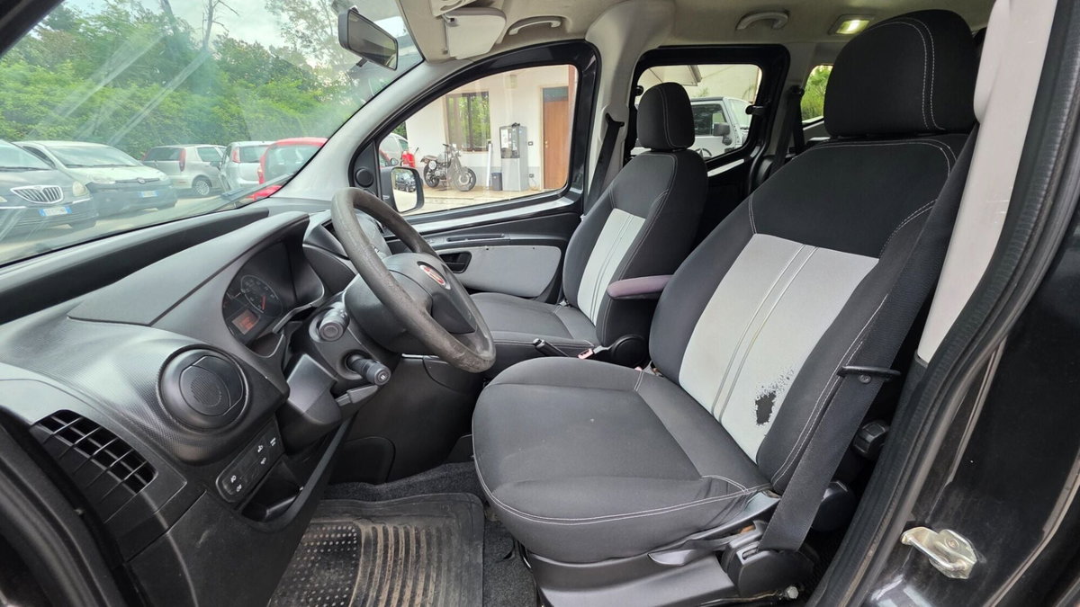 Fiat Qubo 1.3 MJT 75 CV Trekking (9)