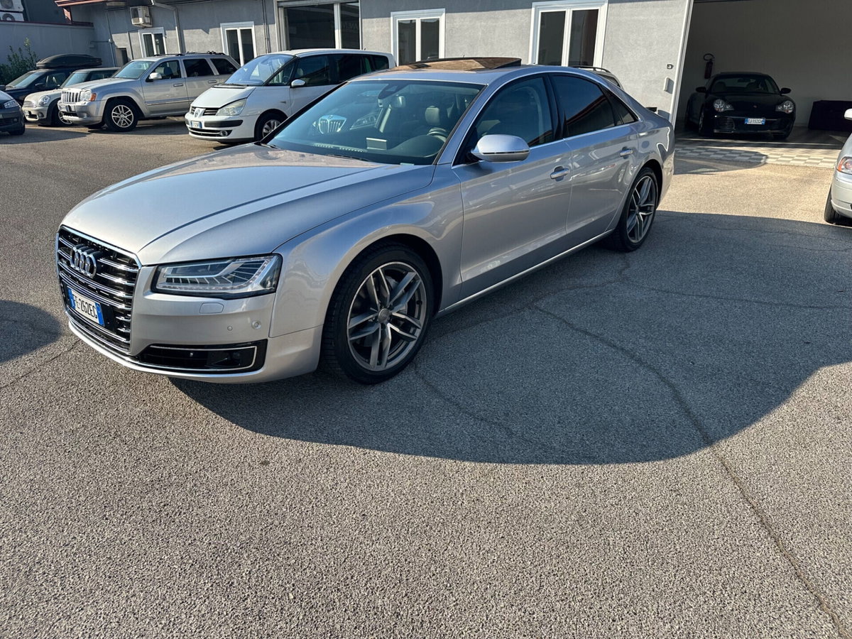 Audi A8 3.0 TDI 262 CV quattro tiptronic (2)