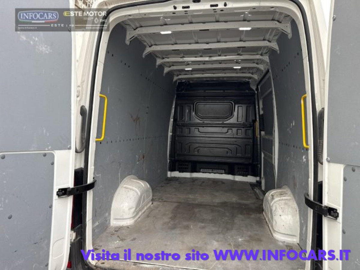 Volkswagen Veicoli Commerciali Crafter Furgone 35 2.0 TDI 140CV aut. PM-TM Furgone Logistic (19)