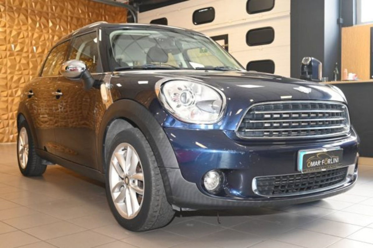MINI Mini Countryman 1.6 Cooper D Countryman (2)
