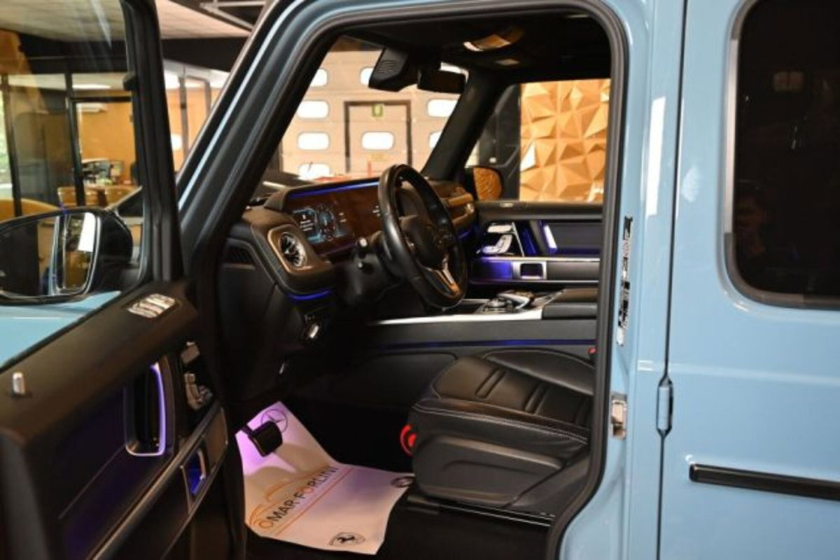 Mercedes-Benz Classe G 400 d Premium (9)