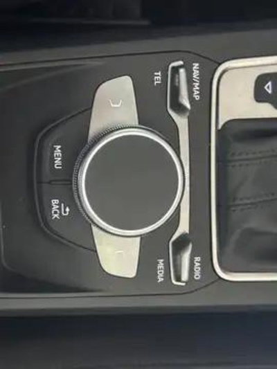 Audi Q2 Q2 30 TDI S tronic Business (7)