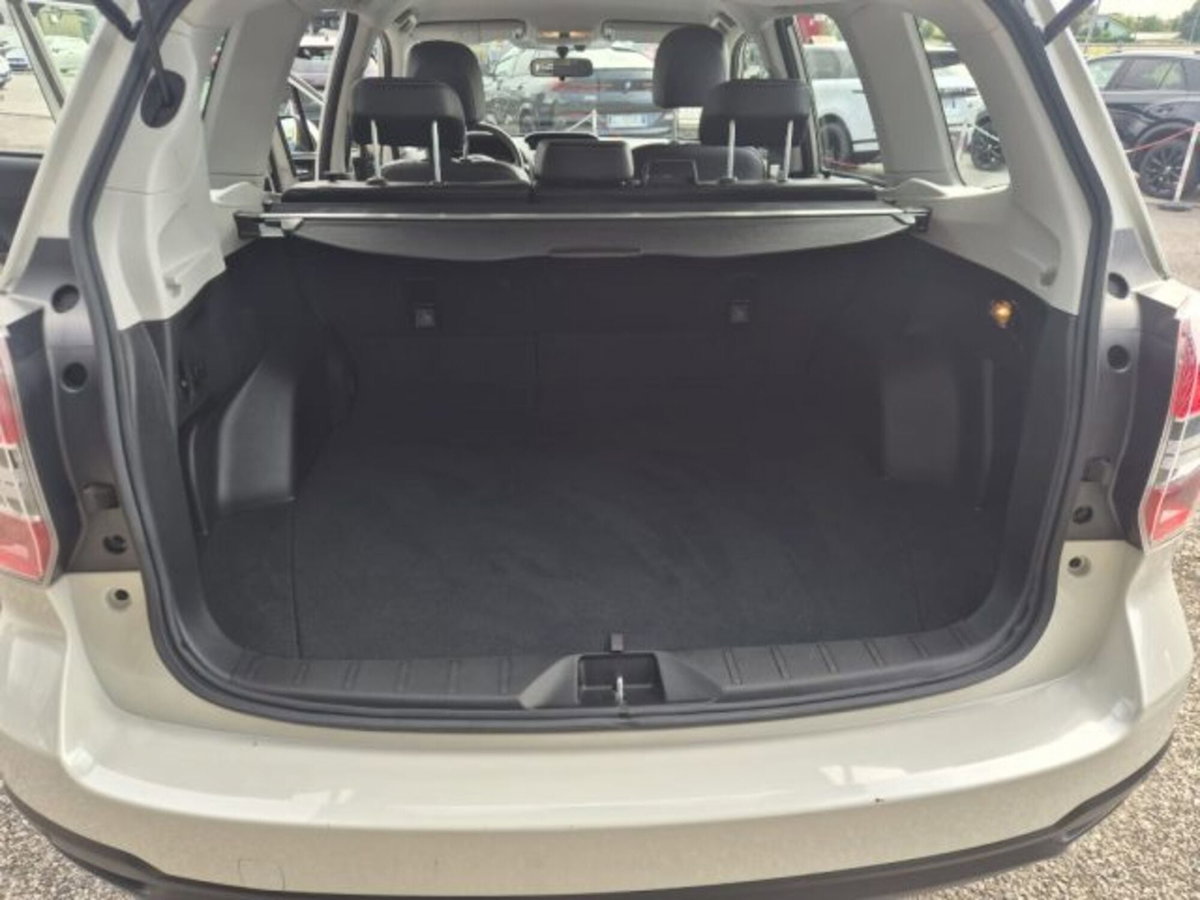 Subaru Forester 2.0d Lineartronic Sport Unlimited (15)