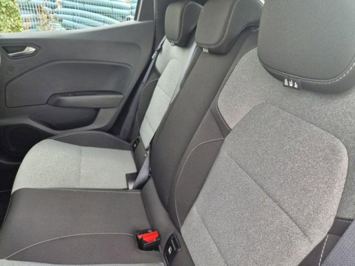 Renault Clio TCe 90 CV 5 porte Business (8)