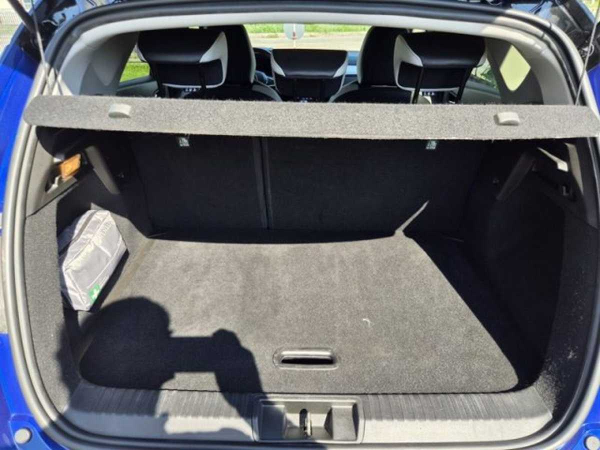 Renault Captur TCe 100 CV GPL FAP Intens (7)