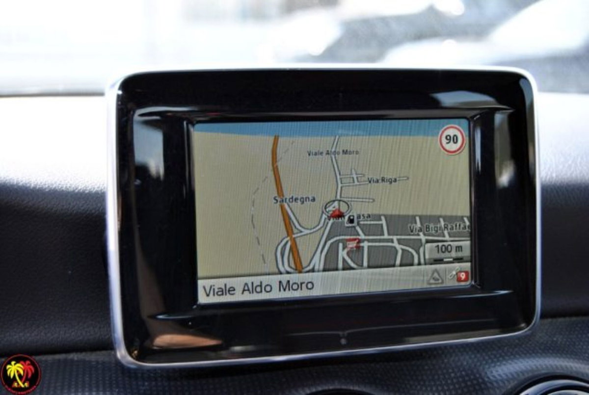 Mercedes-Benz Classe A 180 CDI BlueEFFICIENCY Automatic Executive (11)