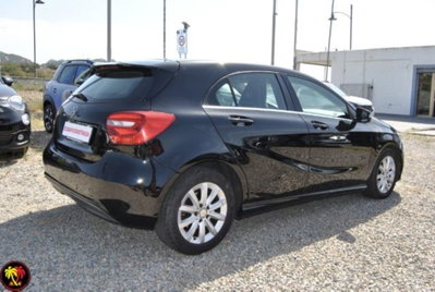 Mercedes-Benz Classe A 180 CDI BlueEFFICIENCY Automatic Executive (13)