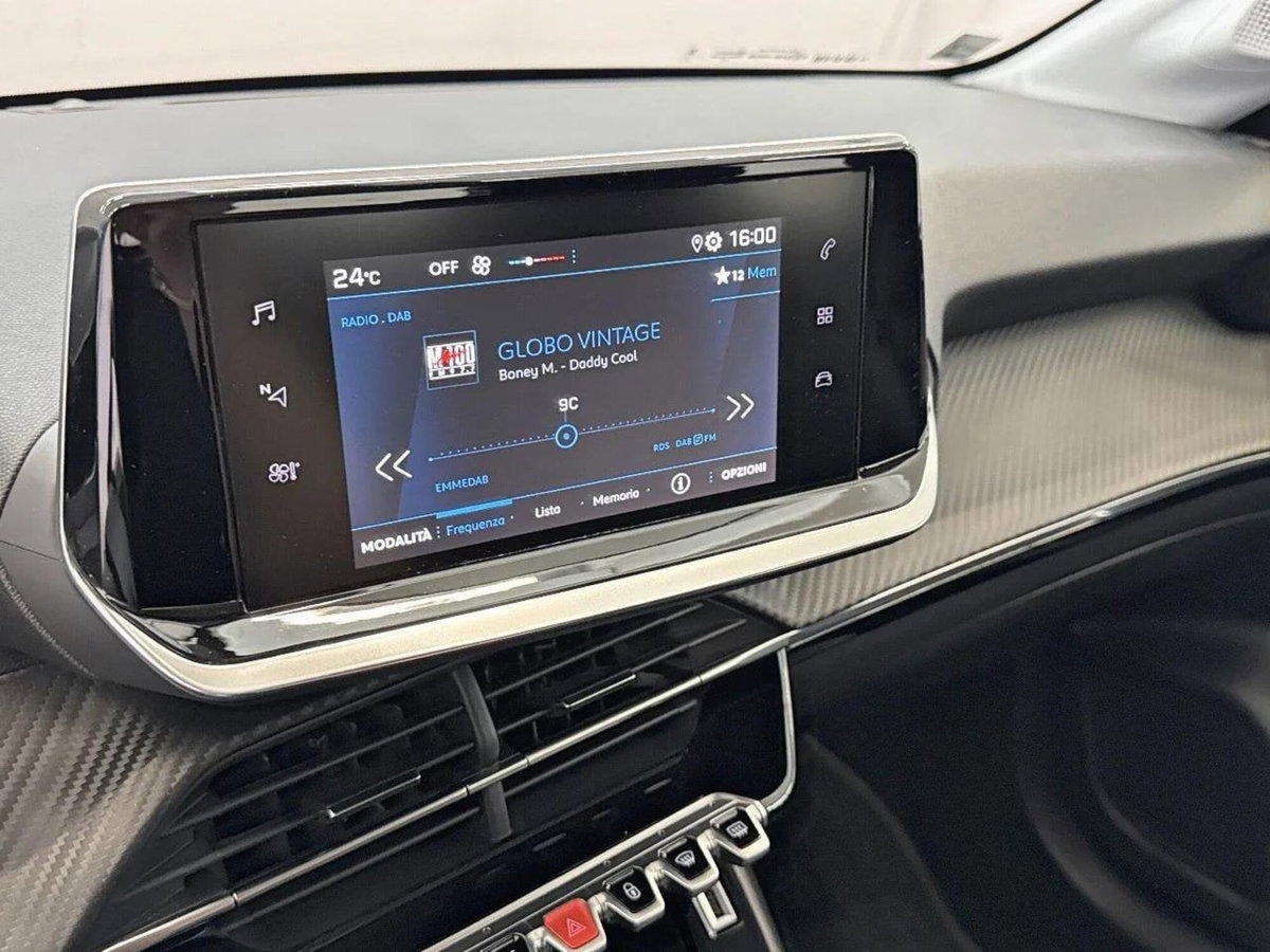 Peugeot 208 PureTech 100 Stop&Start 5 porte Active (16)