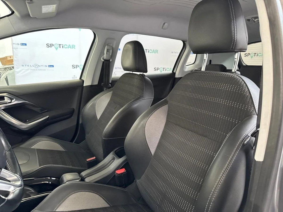 Peugeot 2008 Turbo 110 EAT6 S&S Allure (14)