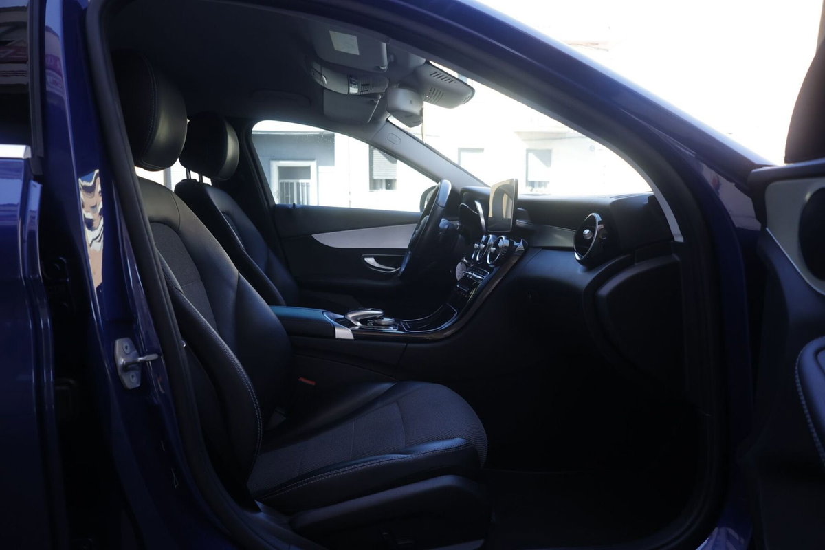 Mercedes-Benz Classe C 220 d Sport (12)