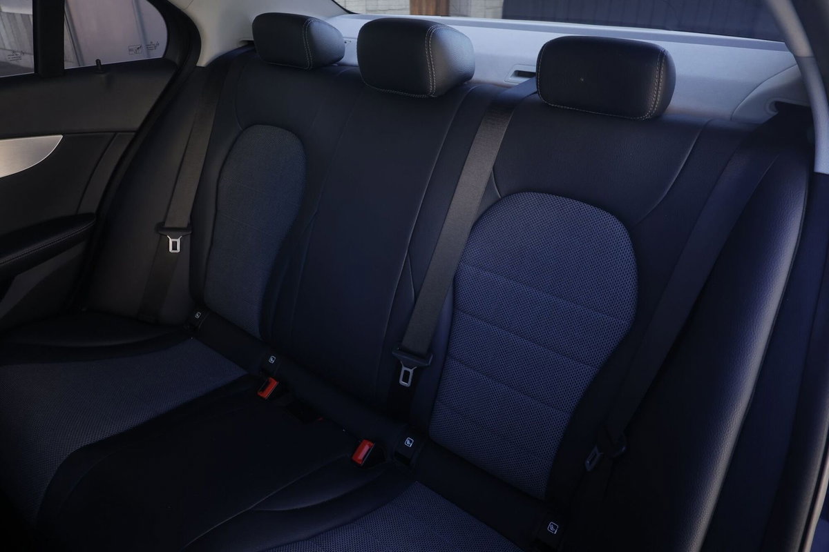 Mercedes-Benz Classe C 220 d Sport (3)