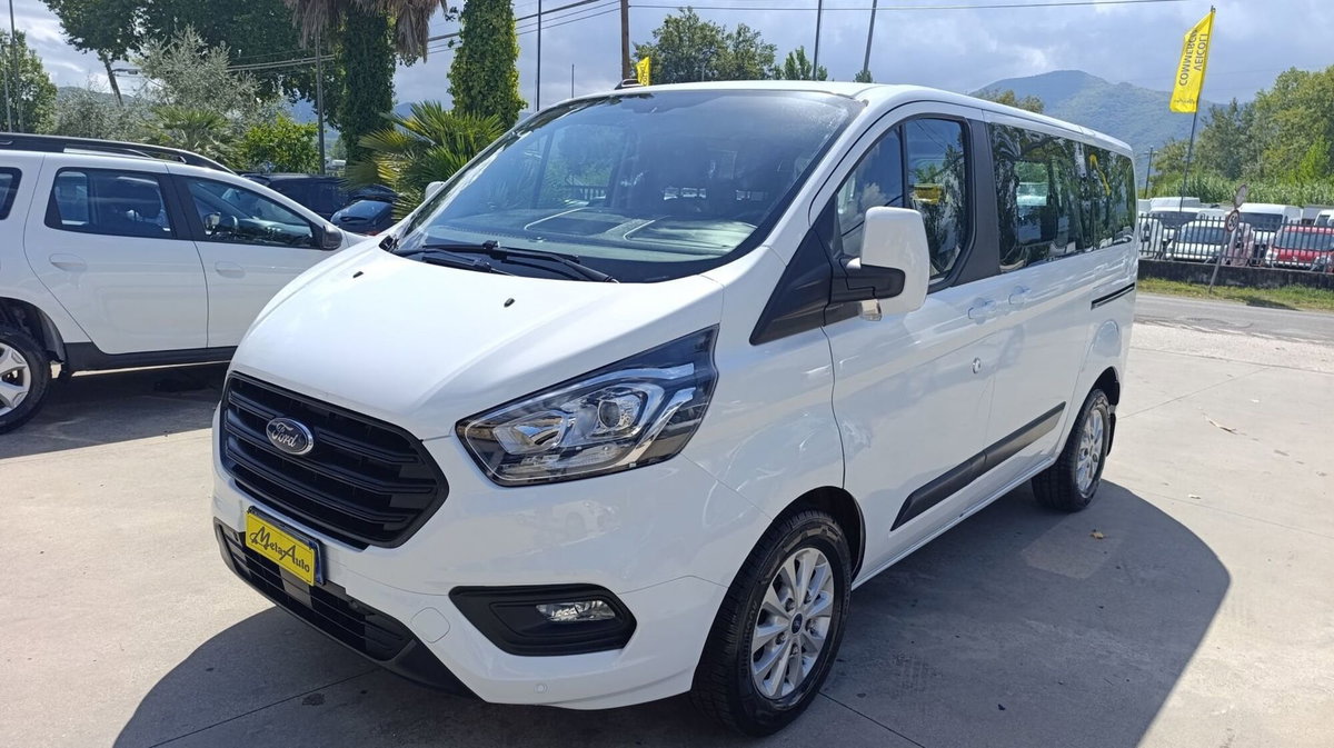 Ford Tourneo Custom Shuttle Bus 320 2.0 EcoBlue 130CV aut.PL Tit.