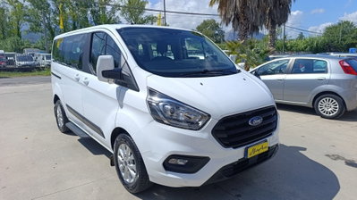 Ford Tourneo Custom Shuttle Bus 320 2.0 EcoBlue 130CV aut.PL Tit. (2)