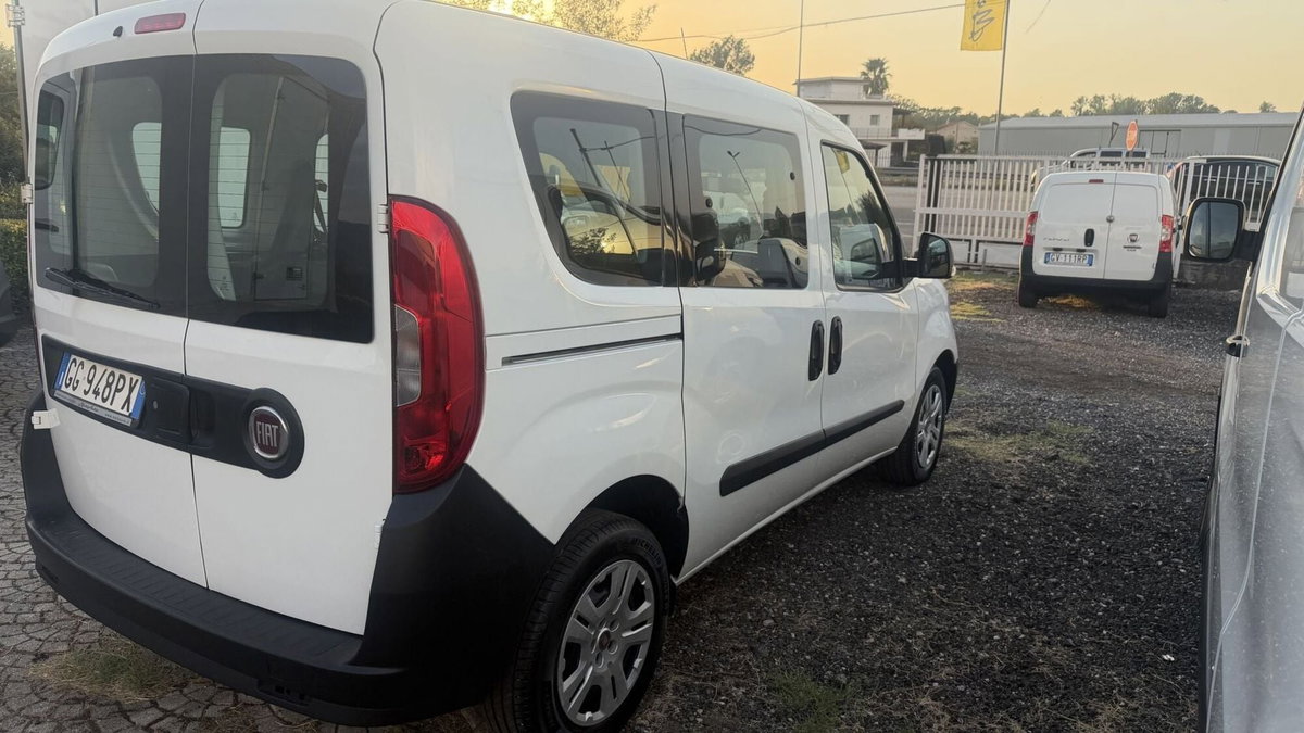 Fiat Doblò Furgone cargo 1.3 mjt 95cv CH1 15q Easy S&S (3)