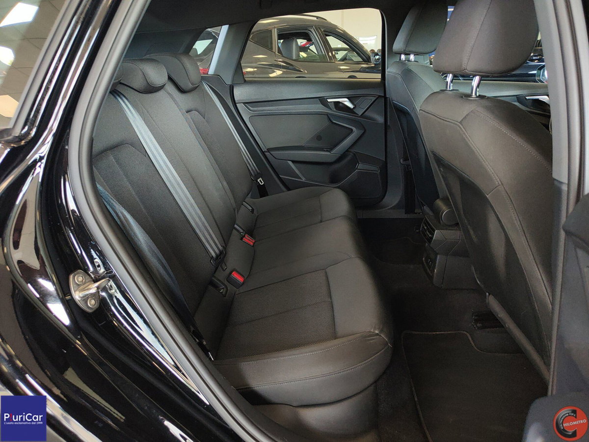 Audi A3 Sportback 30 TDI S tronic Business (6)