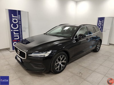 Volvo V60 2.0 b4 Essential auto usata