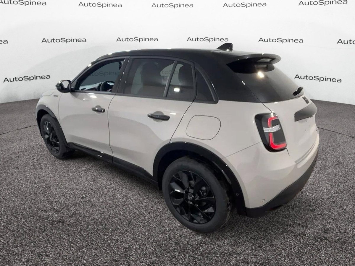 Fiat 600 1.2 hybrid Sport 145cv auto (3)