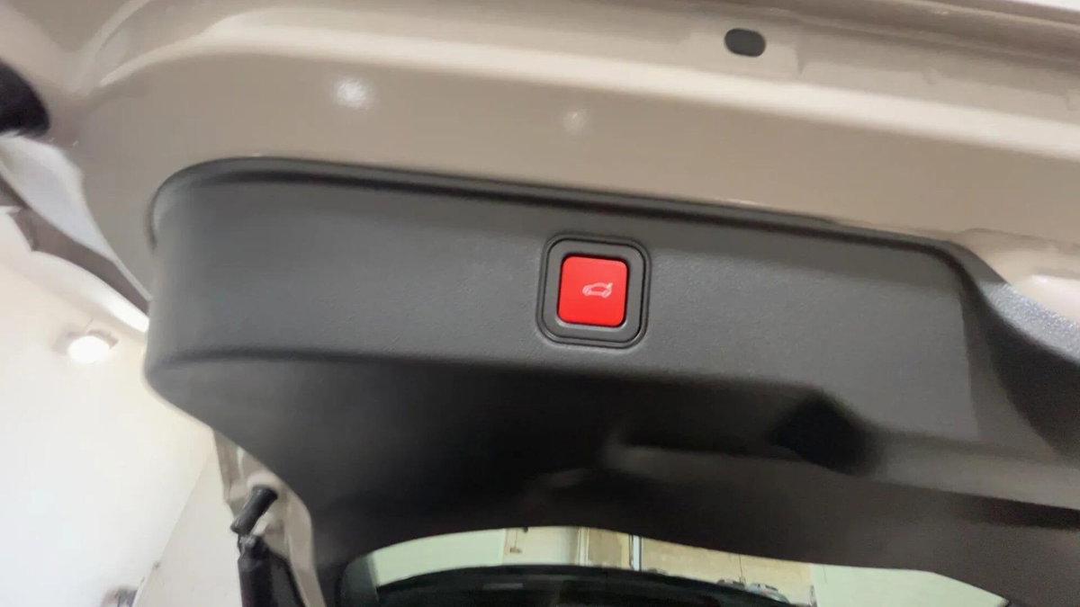 Fiat 600 1.2 hybrid Sport 145cv auto (9)
