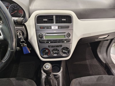 Abarth Grande Punto 1.4 T-Jet 16V 3 porte (14)
