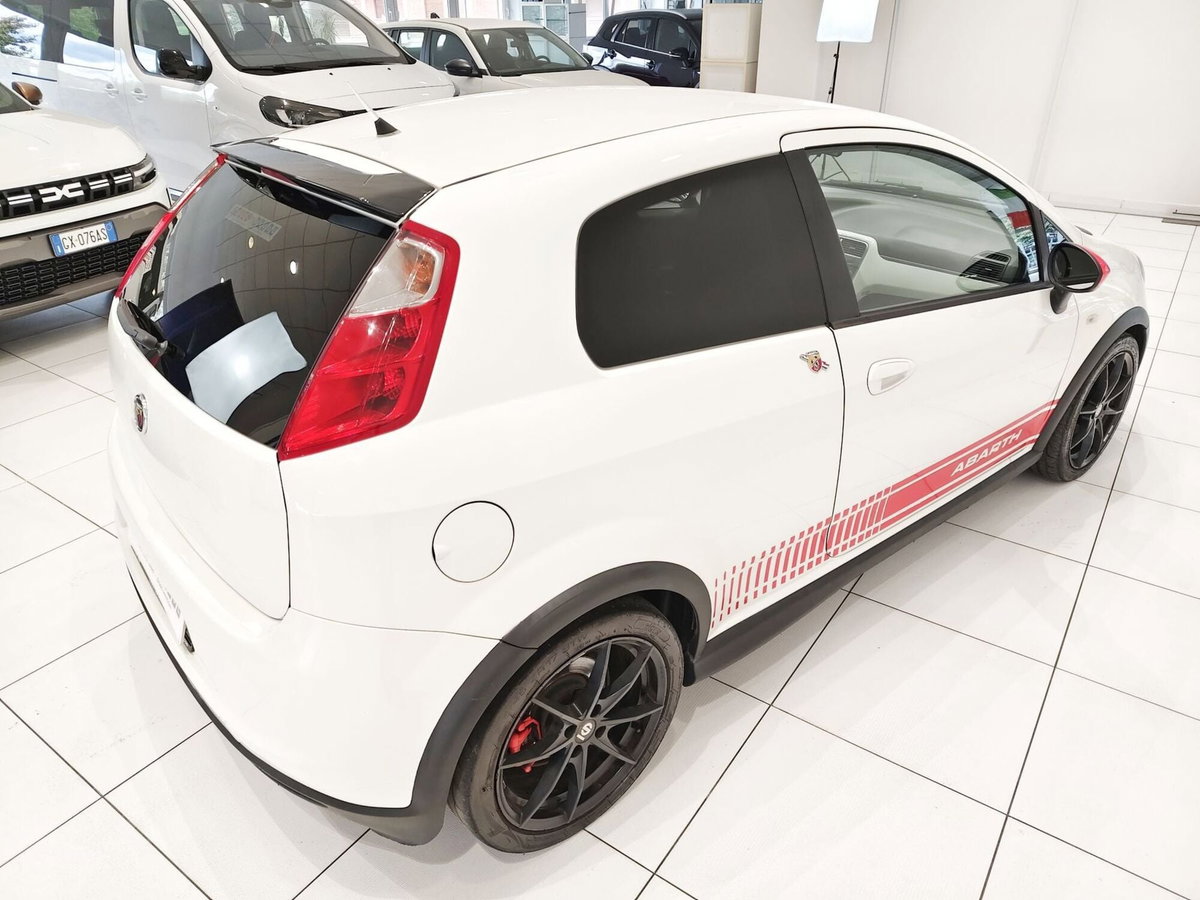 Abarth Grande Punto 1.4 T-Jet 16V 3 porte (3)