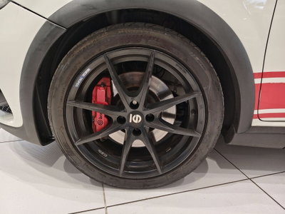 Abarth Grande Punto 1.4 T-Jet 16V 3 porte (9)