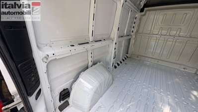 Fiat Ducato Furgone Vetrato 33 MH2 2.2 mjt3 140cv  serie 8 (12)
