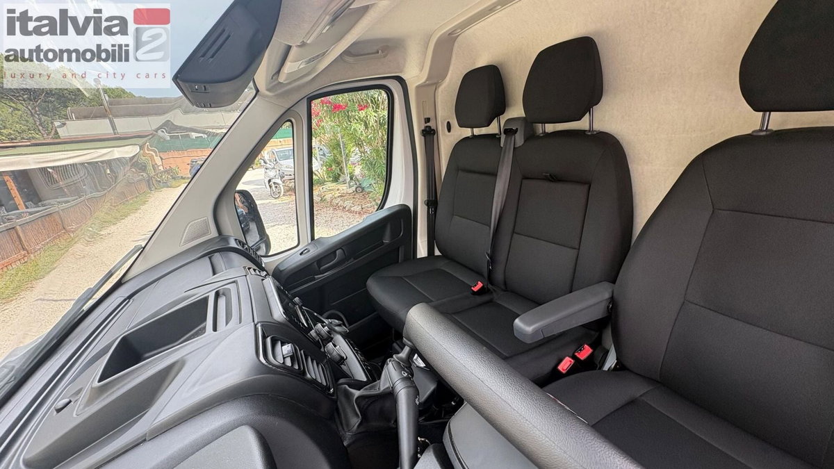 Fiat Ducato Furgone Vetrato 33 MH2 2.2 mjt3 140cv  serie 8 (8)