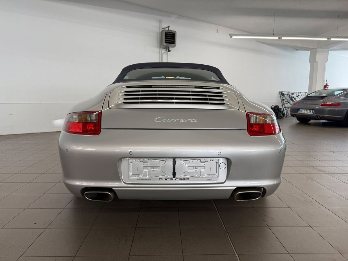 Porsche 911 Cabrio Carrera 4 (4)