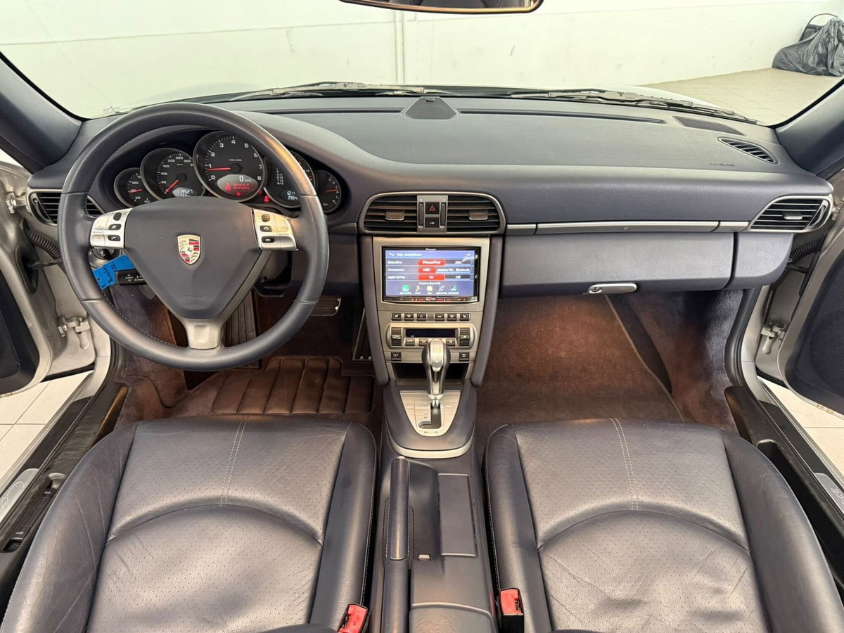 Porsche 911 Cabrio Carrera 4 (6)