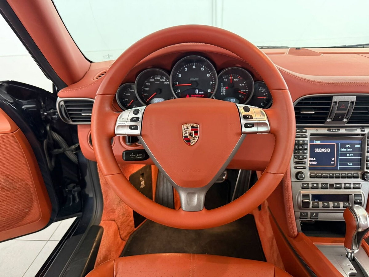 Porsche 911 Cabrio Carrera 4 (8)