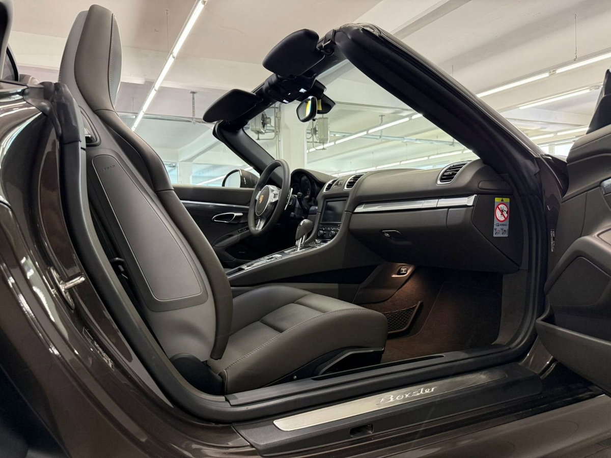 Porsche Boxster 2.7 (15)